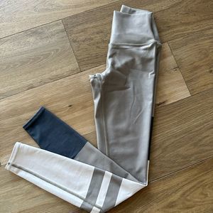 Alo Yoga Leggings